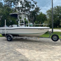 Angler Pro Boats 2900 center console