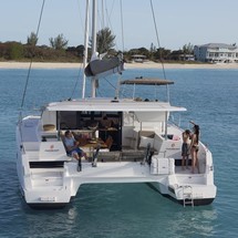 Fountaine Pajot Lucia 40
