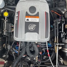 Regal 30 Express