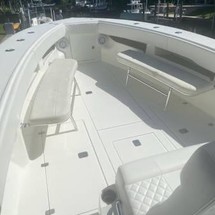 SeaVee 340