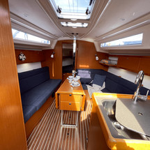 Bavaria CRUISER 34