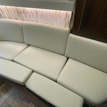 Regal 33 Express