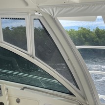 Boston Whaler 345 Conquest