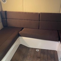 Boston Whaler 345 Conquest