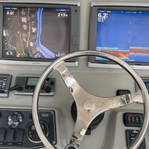 Boston Whaler 345 Conquest