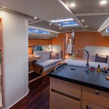 Hanse 418