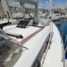 Dufour 412