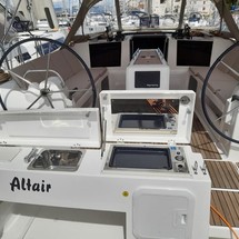 Dufour 412