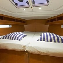 Jeanneau Sun Odyssey 469