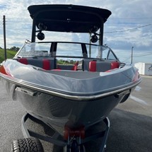 Malibu Wakesetter 25 LSV