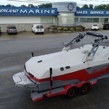 Malibu Wakesetter 25 LSV