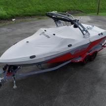 Malibu Wakesetter 25 LSV