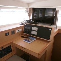 Lagoon 400 S2