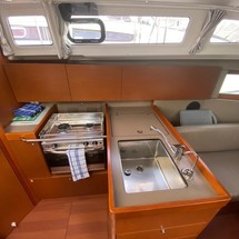 Beneteau Oceanis 35.1