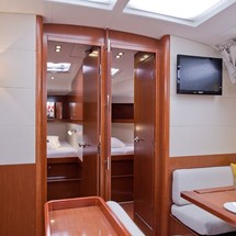 Beneteau Oceanis 50 Family