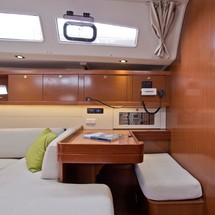 Beneteau Oceanis 50 Family