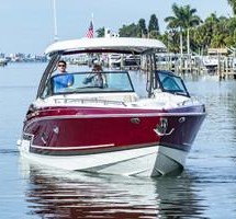 Formula 350 Crossover Bowrider