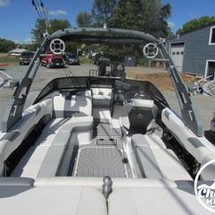 Malibu Wakesetter 23 LSV