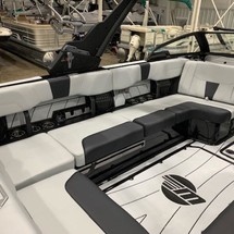 Malibu Wakesetter 23 LSV