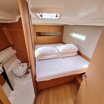 Jeanneau Sun Odyssey 410