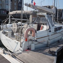 Beneteau Oceanis 35.1