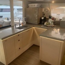 Fountaine Pajot Astréa 42