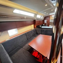 Hanse 418
