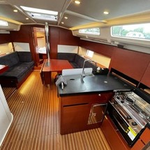 Hanse 418