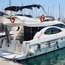 Azimut 46