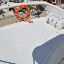 Azimut 46