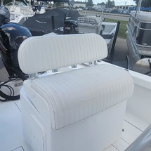 Hydra-sports bay bolt 2000 center console