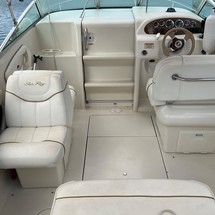 Sea ray 215 express cruiser