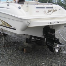 Sea ray 215 express cruiser