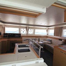 Lagoon 450 F