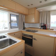Lagoon 450 F