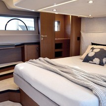 Beneteau Monte Carlo 52