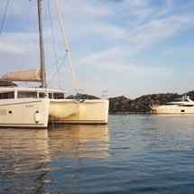 Lagoon 421