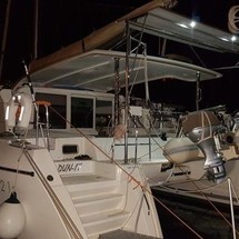 Lagoon 421