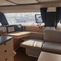 Fountaine Pajot Helia 44