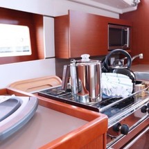 Beneteau Oceanis 38.1