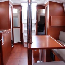 Beneteau Oceanis 38.1