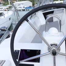 Beneteau Oceanis 38.1