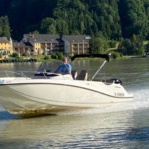 Quicksilver Activ 675 Open