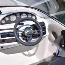 Bayliner 249 Deck Boat