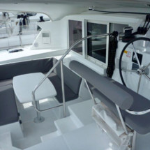 Lagoon 421