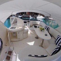 Azimut 50 Fly Galley Up