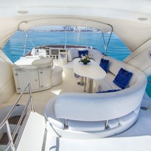 Azimut 50 Fly Galley Up