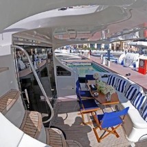 Azimut 50 Fly Galley Up