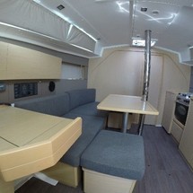 Beneteau Oceanis 38