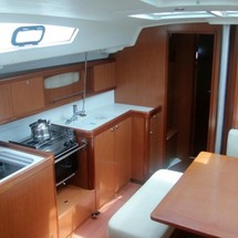 Beneteau Oceanis 43